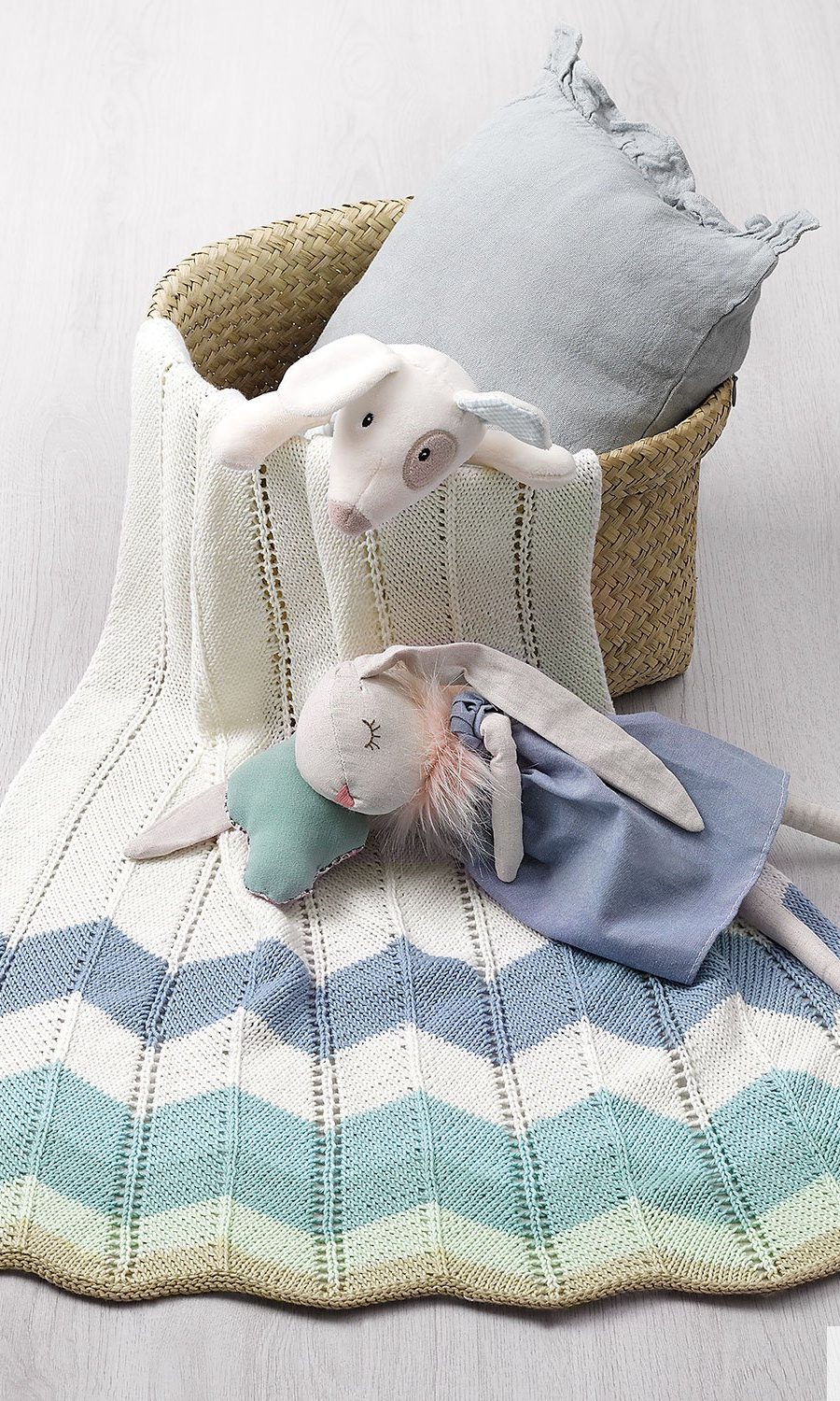 pattern-knit-crochet-baby-blanket-spring-summer-katia-8029-450-g